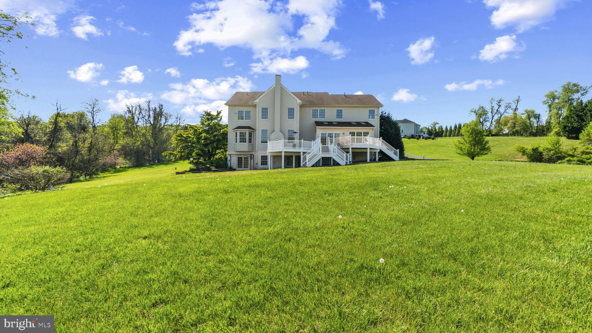 WILLOW VALE FARMS - Residential