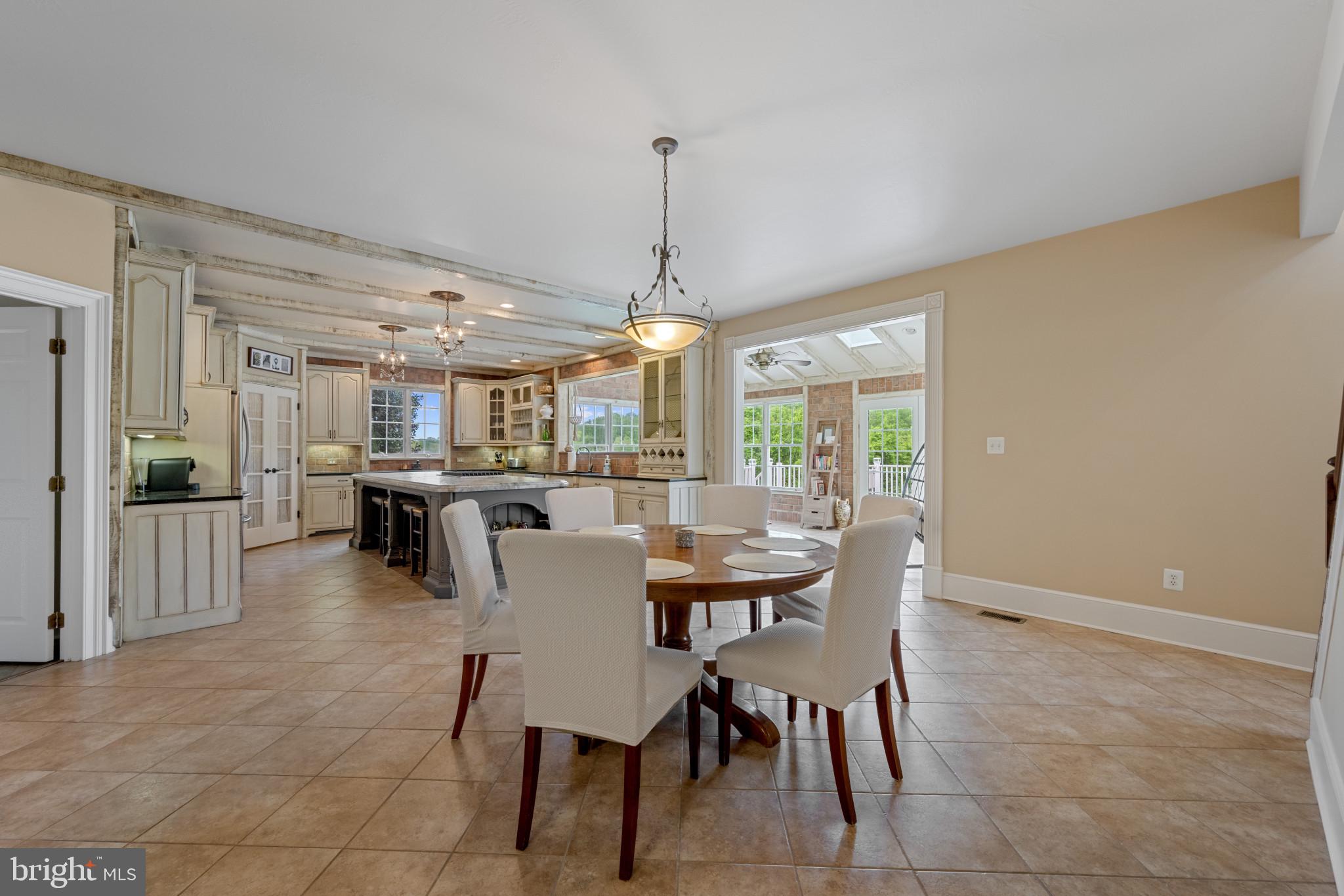 WILLOW VALE FARMS - Residential