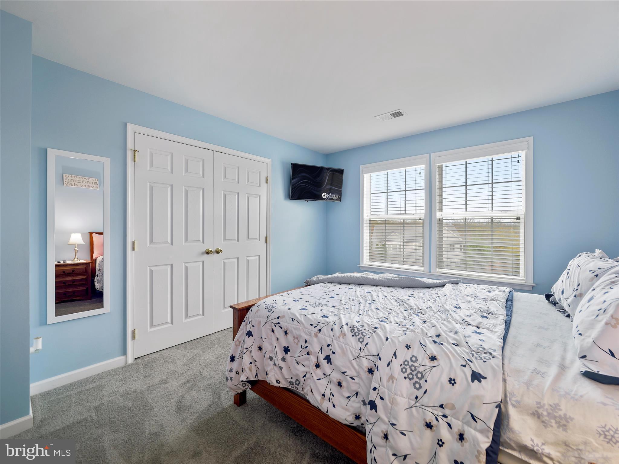 RIVERSIDE ON THE POTOMAC - Residential