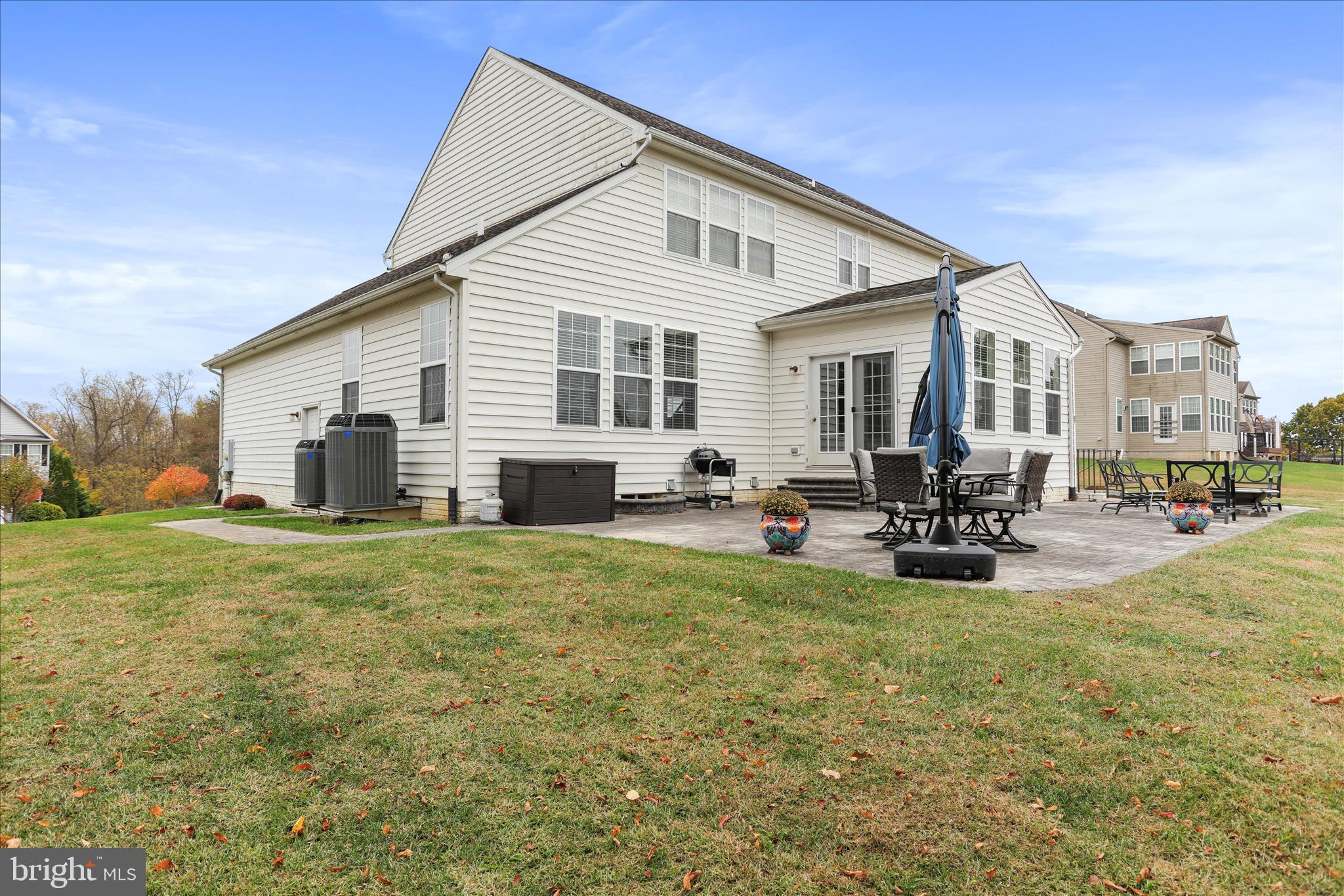 RIVERSIDE ON THE POTOMAC - Residential