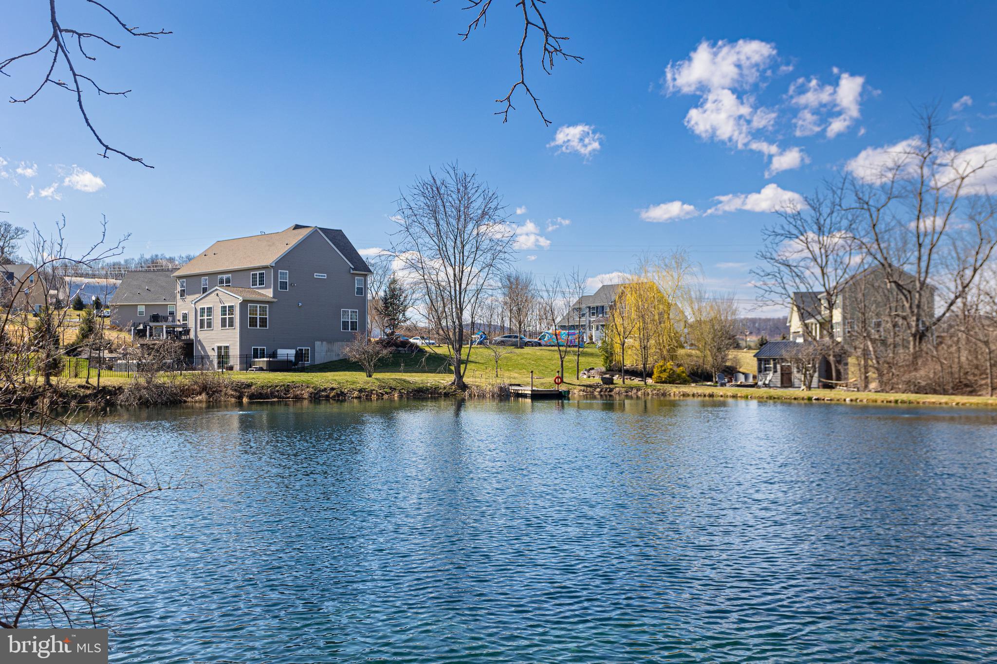 33 DOCWILL DRIVE