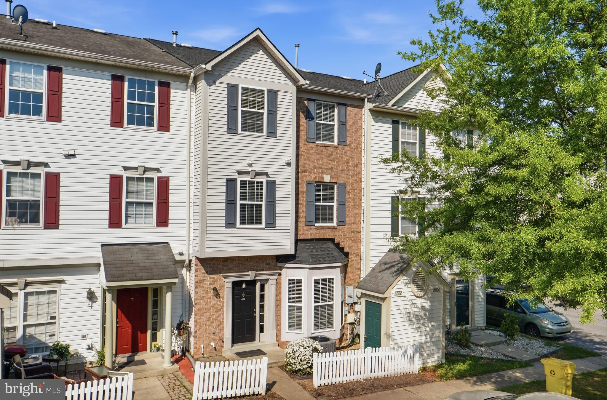 2002 BELL POINT COURT