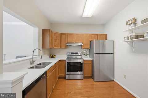 Tiny photo for 2002 Bell Point Court, ODENTON, MD 21113 (MLS # MDAA2143366)