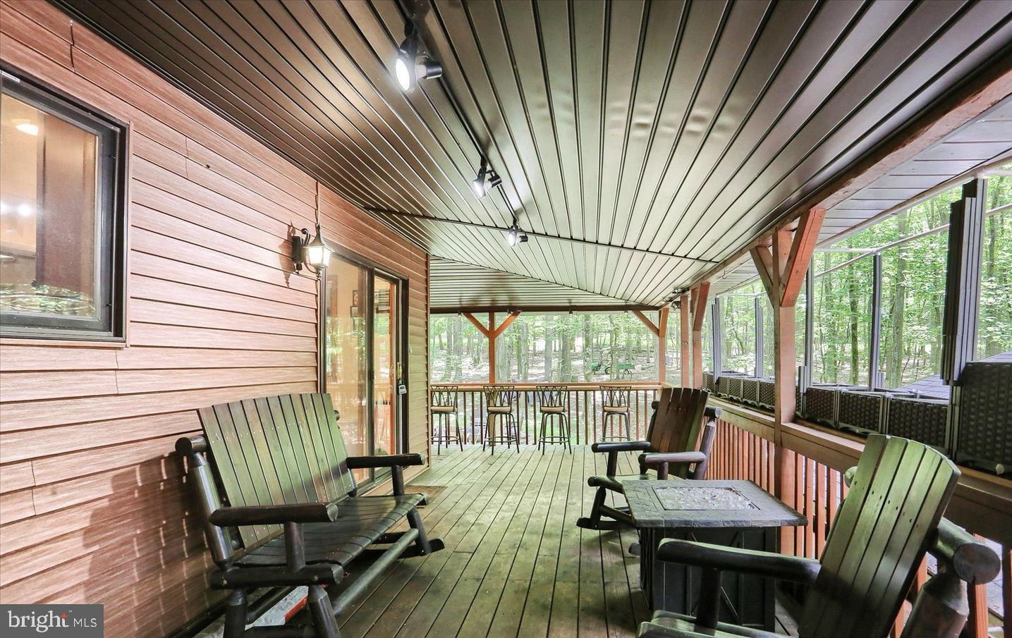 EAGLE ROCK RESORT - Residential