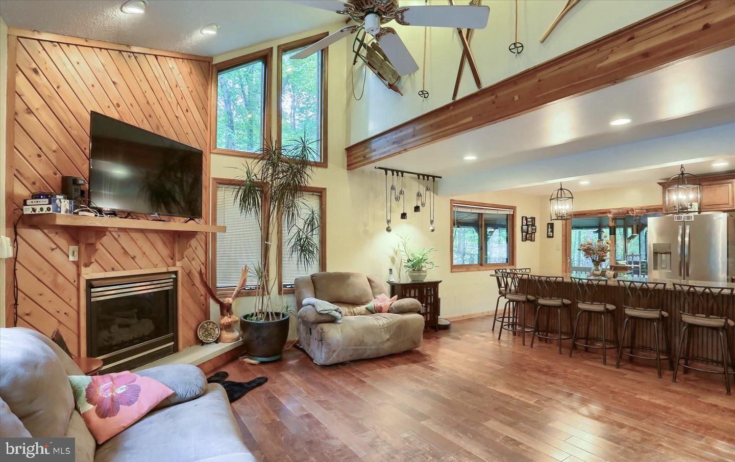 EAGLE ROCK RESORT - Residential