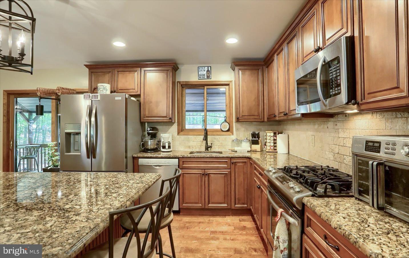 EAGLE ROCK RESORT - Residential