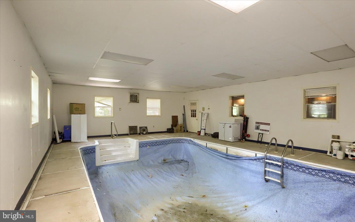 EAGLE ROCK RESORT - Residential