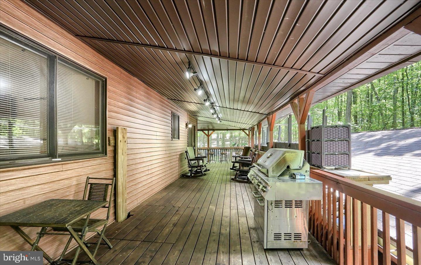 EAGLE ROCK RESORT - Residential