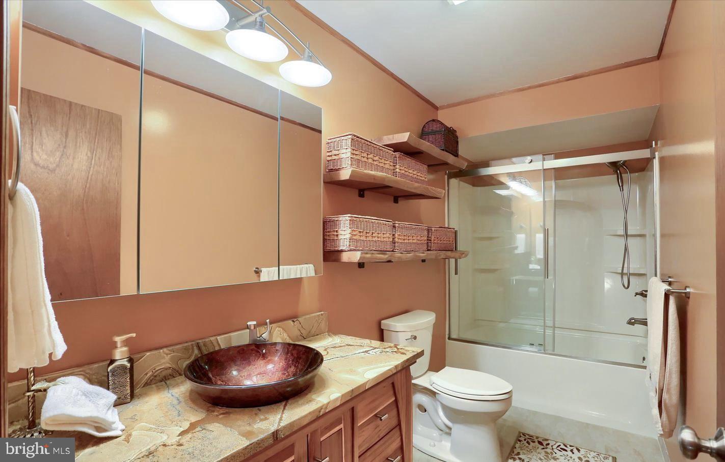 EAGLE ROCK RESORT - Residential