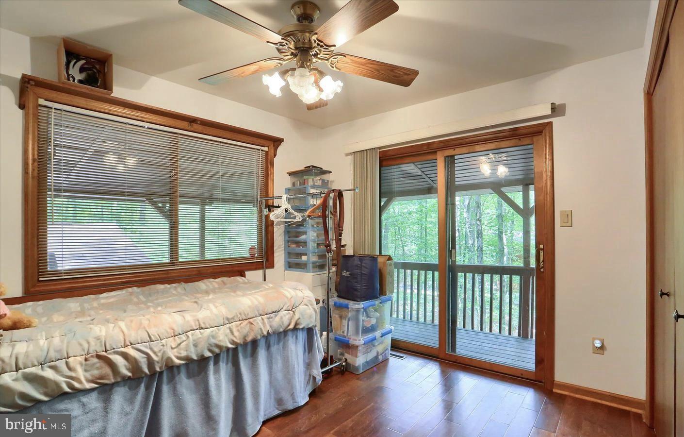 EAGLE ROCK RESORT - Residential