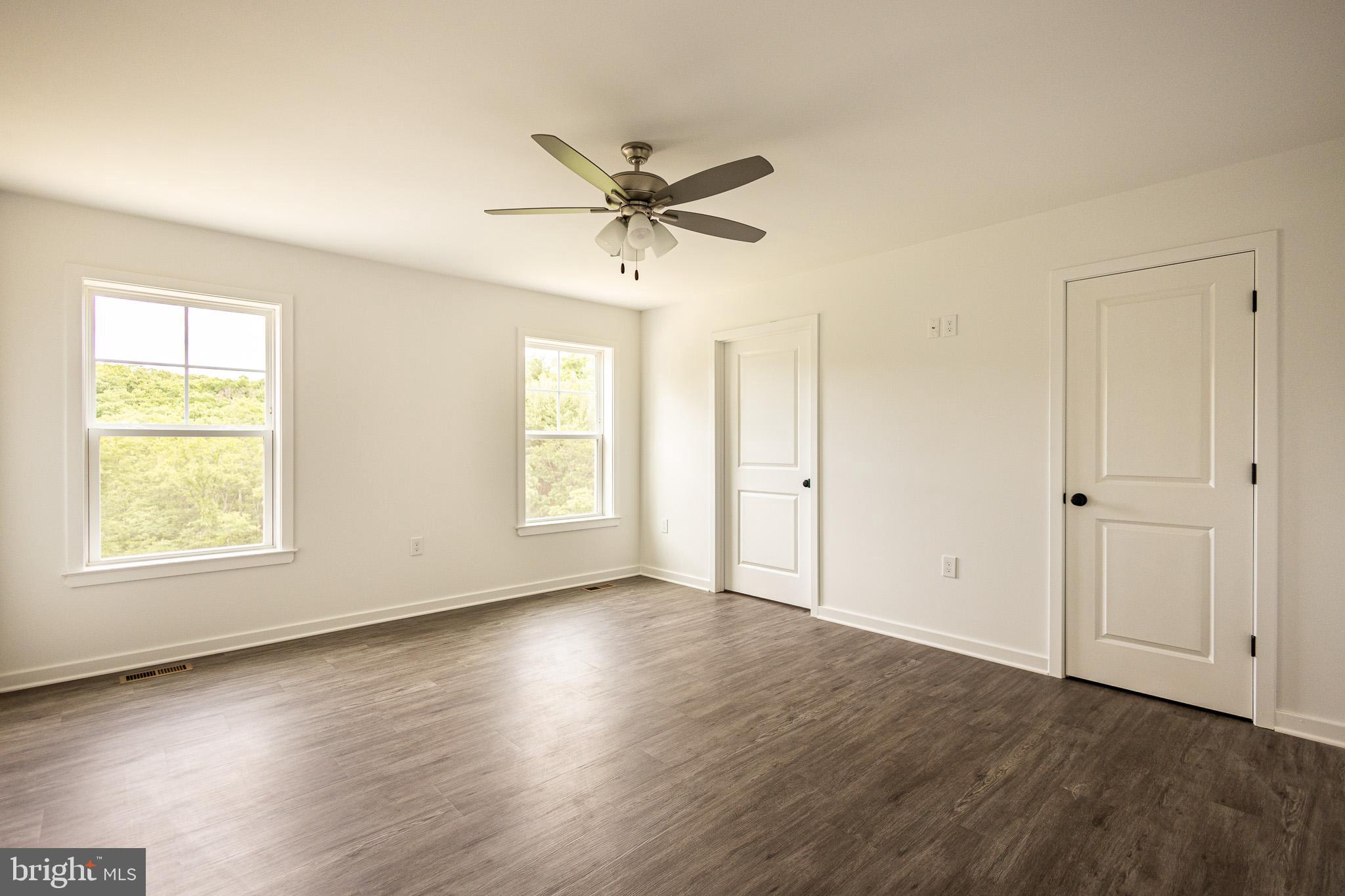 THE WOODS - Residential