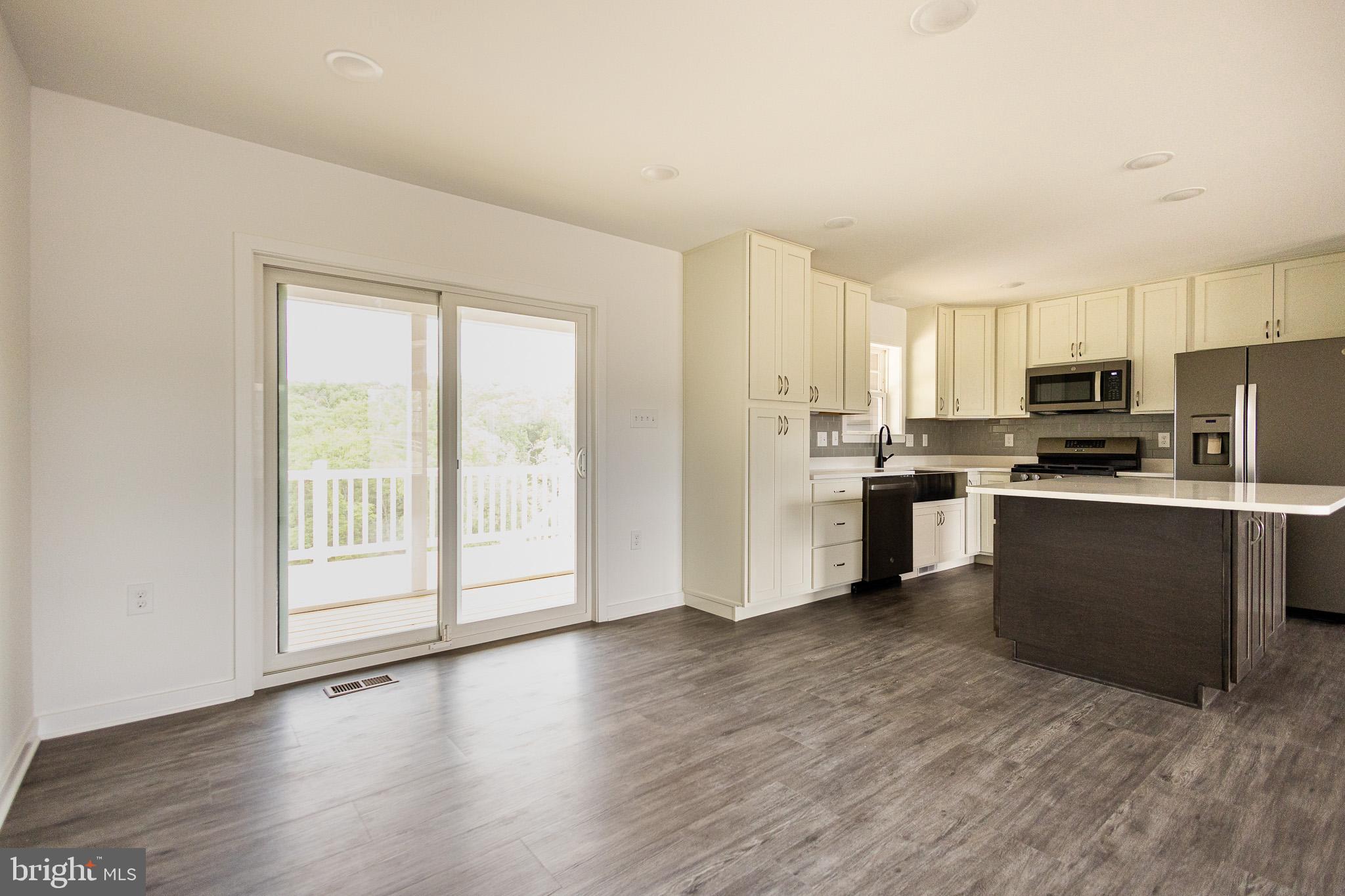 THE WOODS - Residential