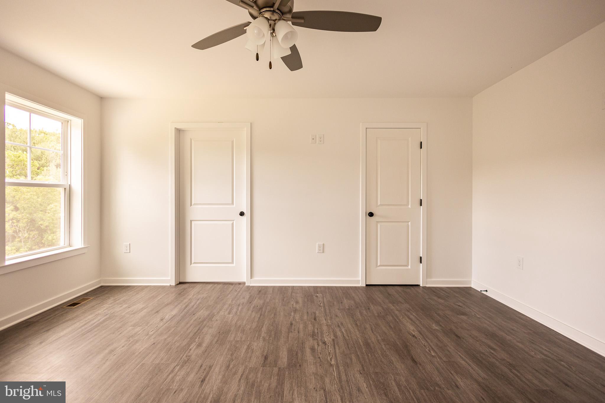 THE WOODS - Residential