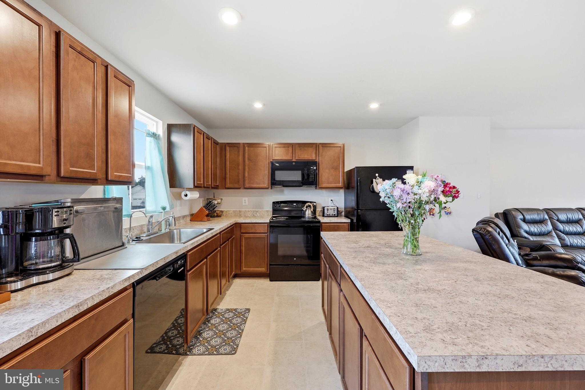 SOUTH BROOK - Residential