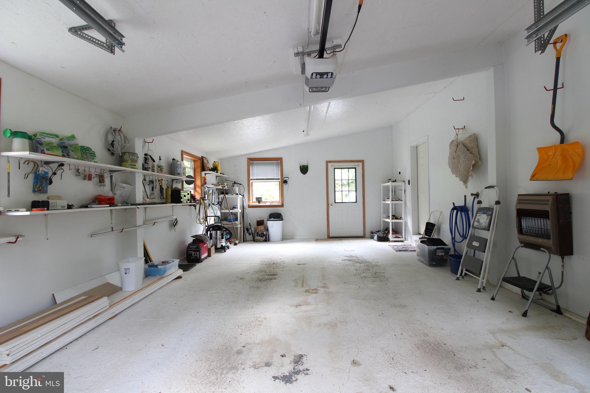 OLD FIELDS OWNERS ASSOCIATION - Residential