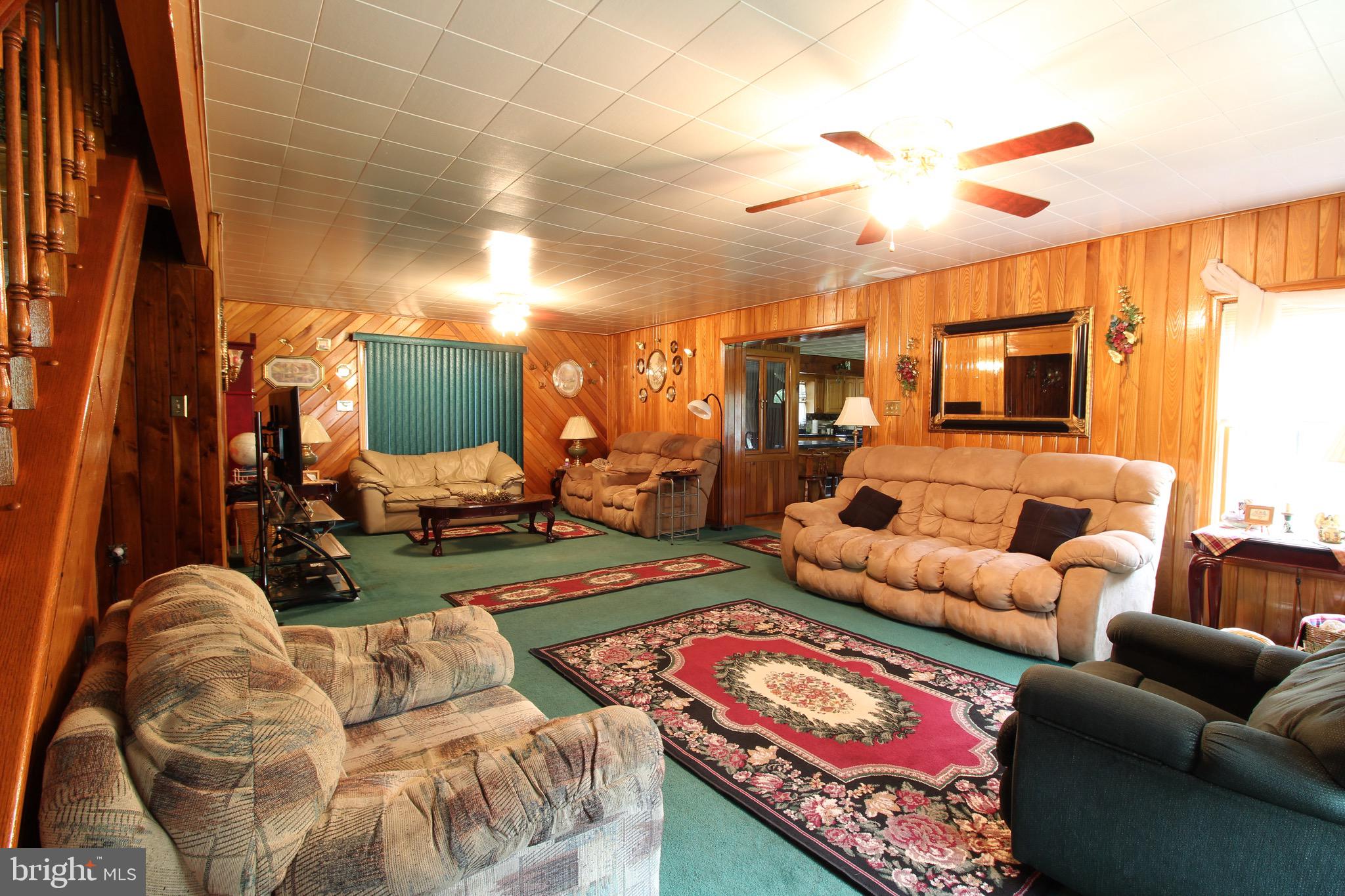 OLD FIELDS OWNERS ASSOCIATION - Residential