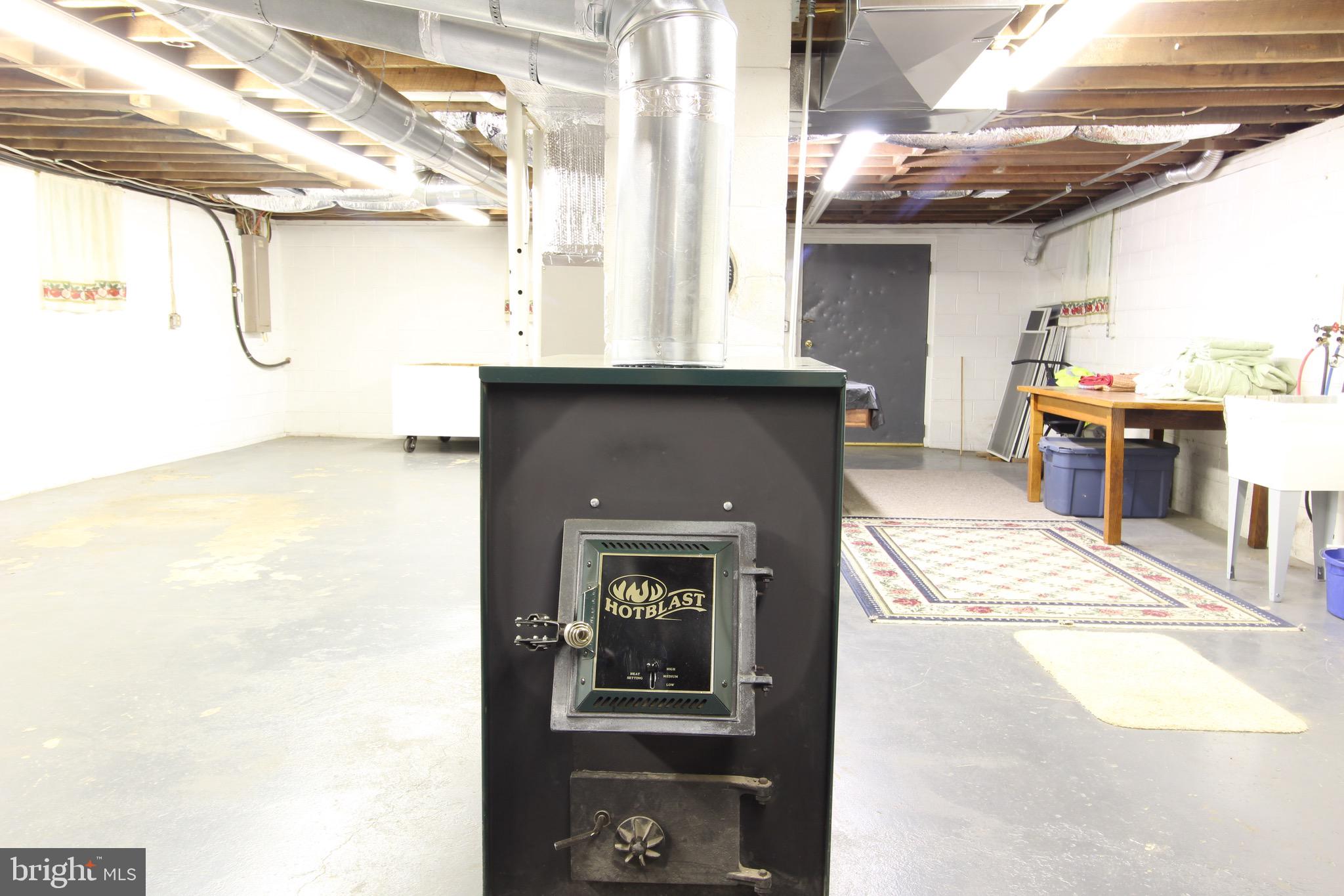 OLD FIELDS OWNERS ASSOCIATION - Residential