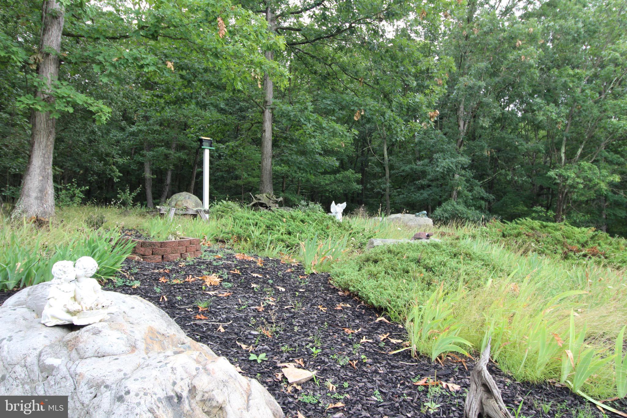 OLD FIELDS OWNERS ASSOCIATION - Residential