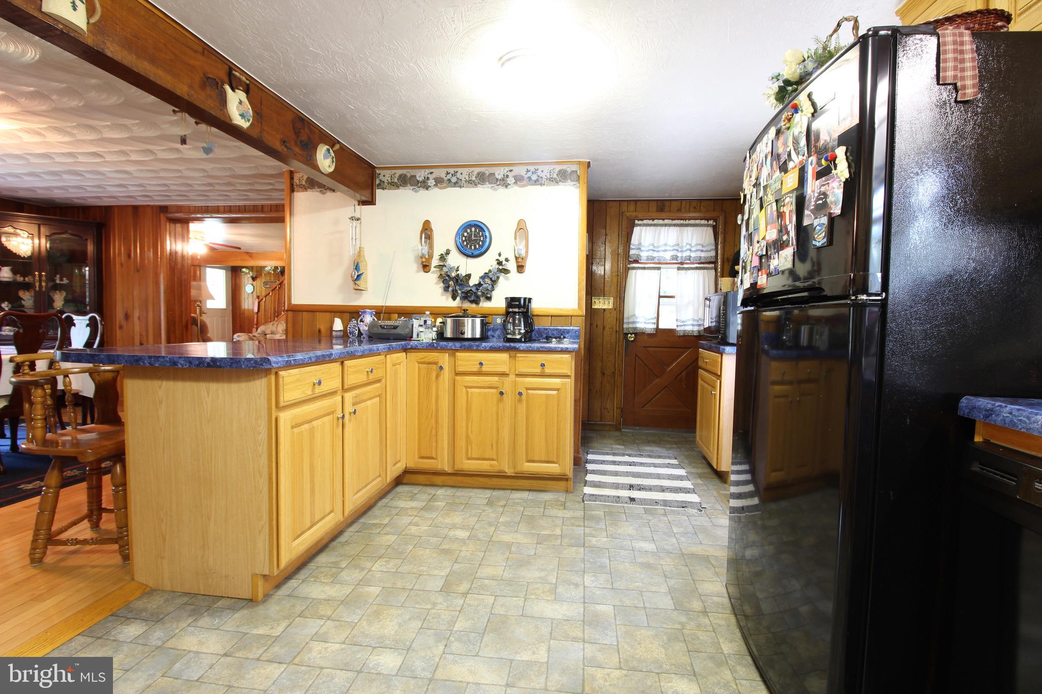 OLD FIELDS OWNERS ASSOCIATION - Residential