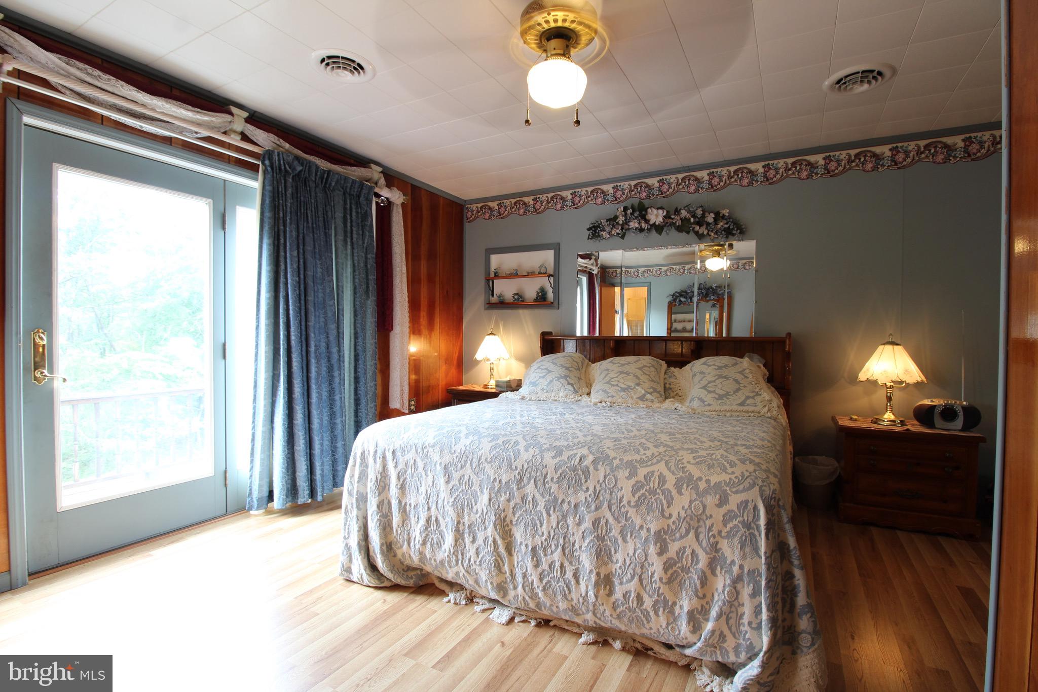 OLD FIELDS OWNERS ASSOCIATION - Residential