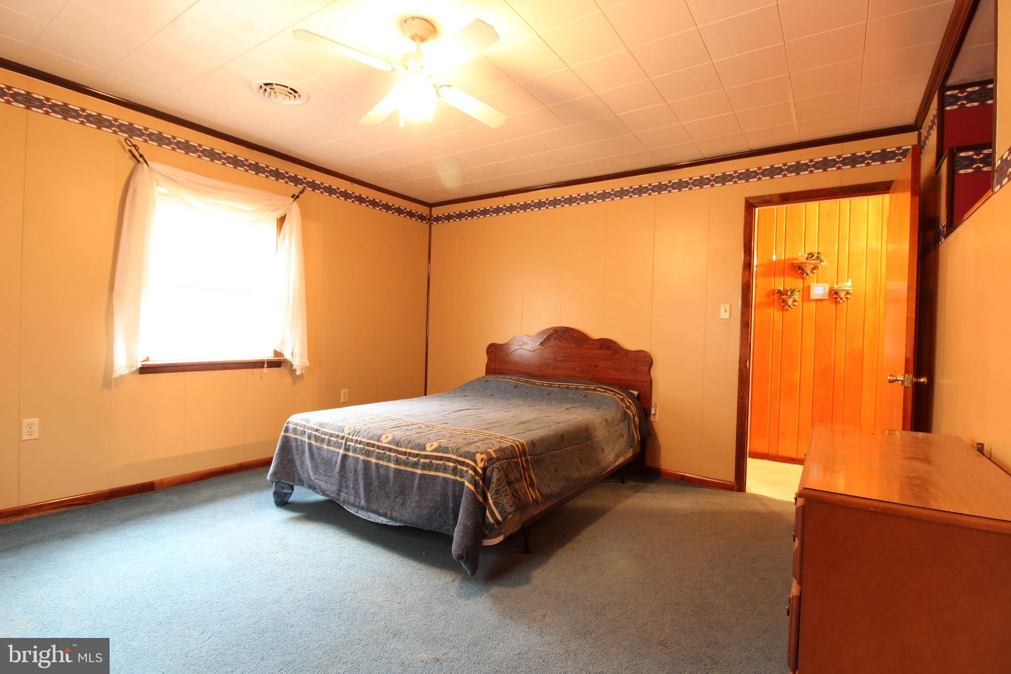 OLD FIELDS OWNERS ASSOCIATION - Residential