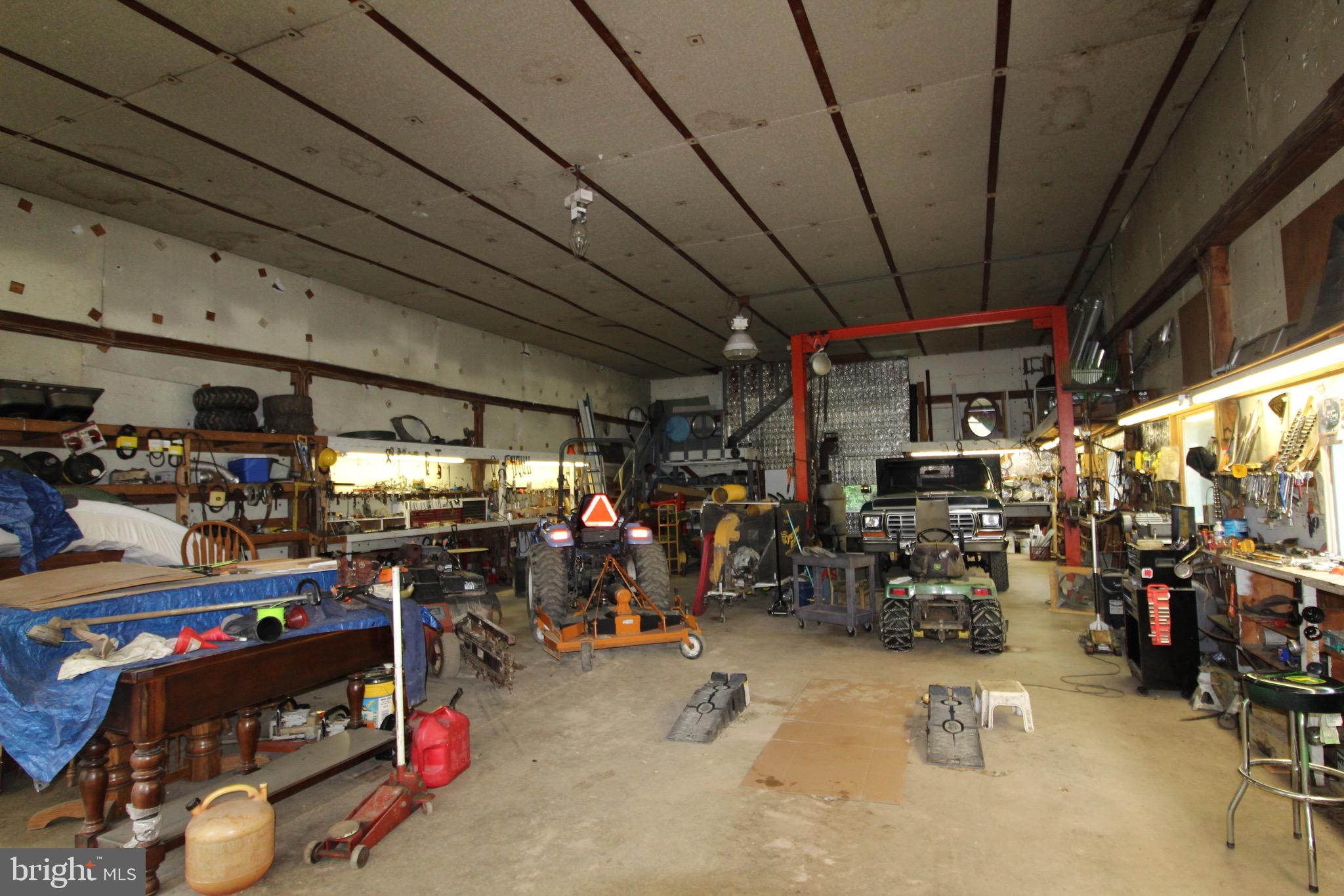 OLD FIELDS OWNERS ASSOCIATION - Residential