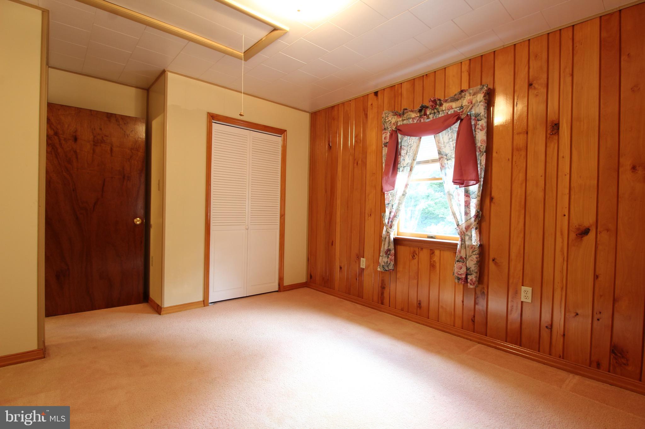 OLD FIELDS OWNERS ASSOCIATION - Residential