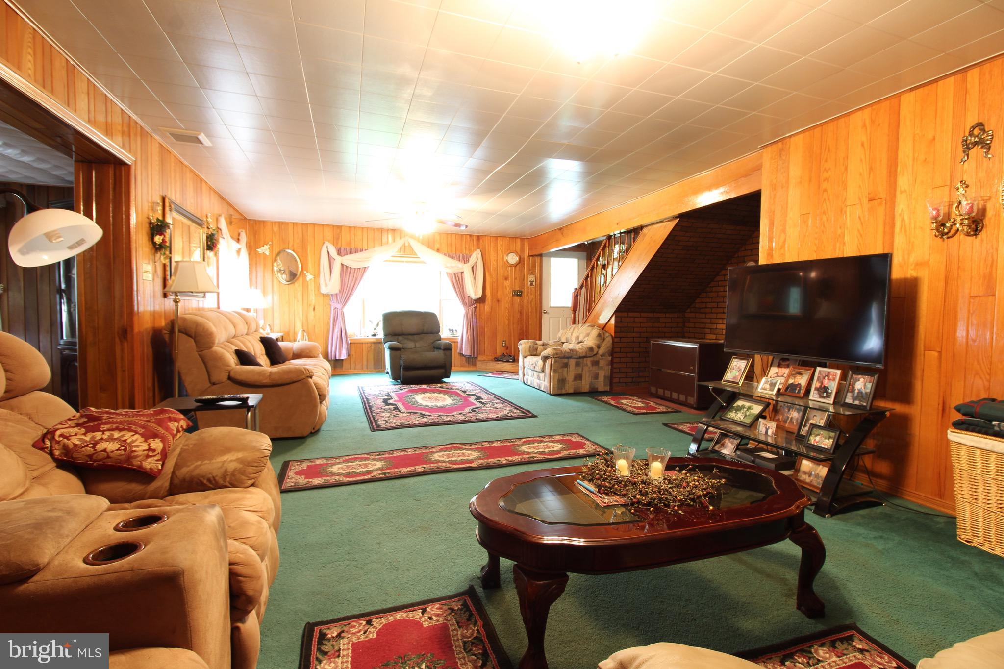 OLD FIELDS OWNERS ASSOCIATION - Residential