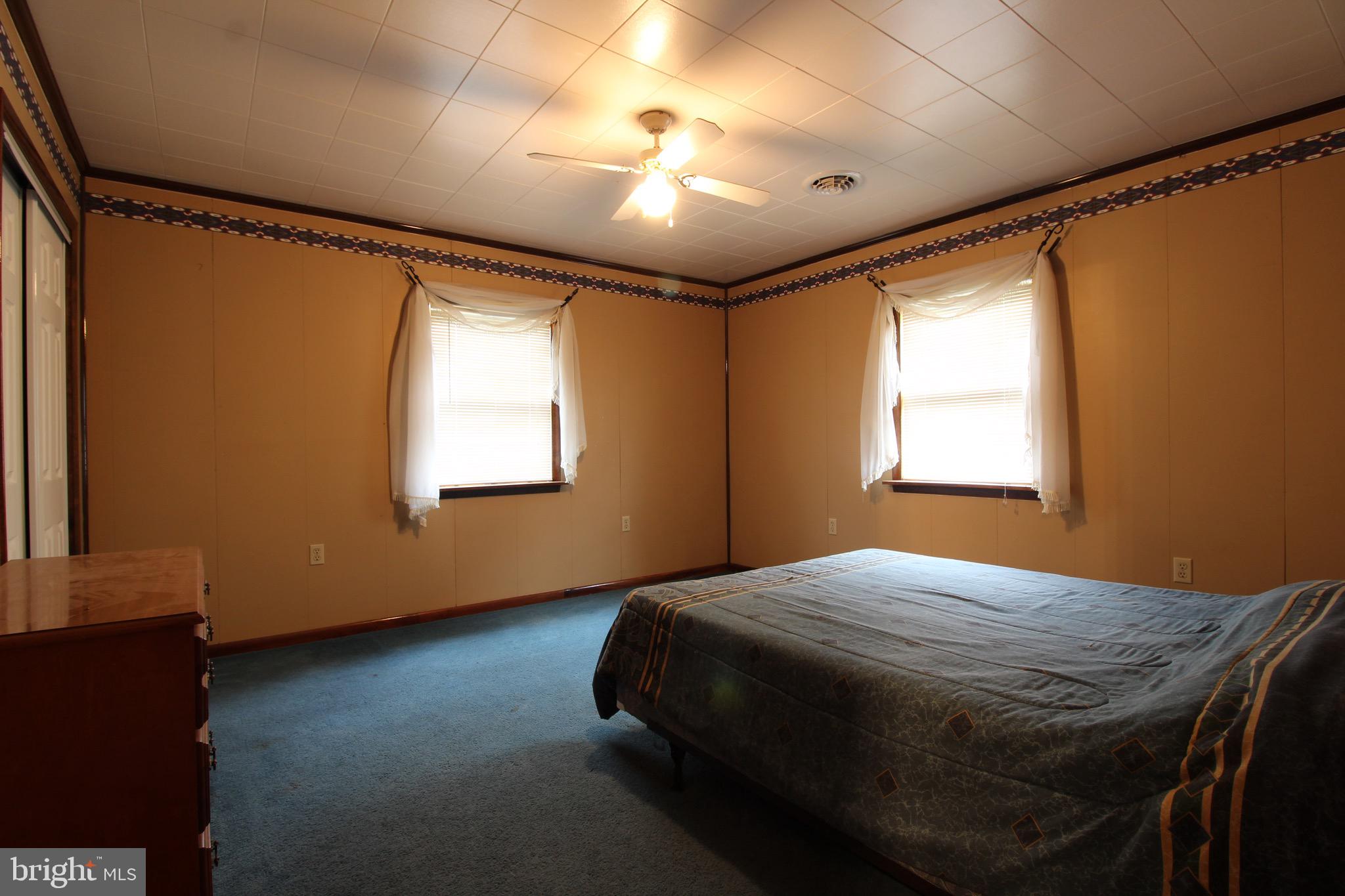 OLD FIELDS OWNERS ASSOCIATION - Residential