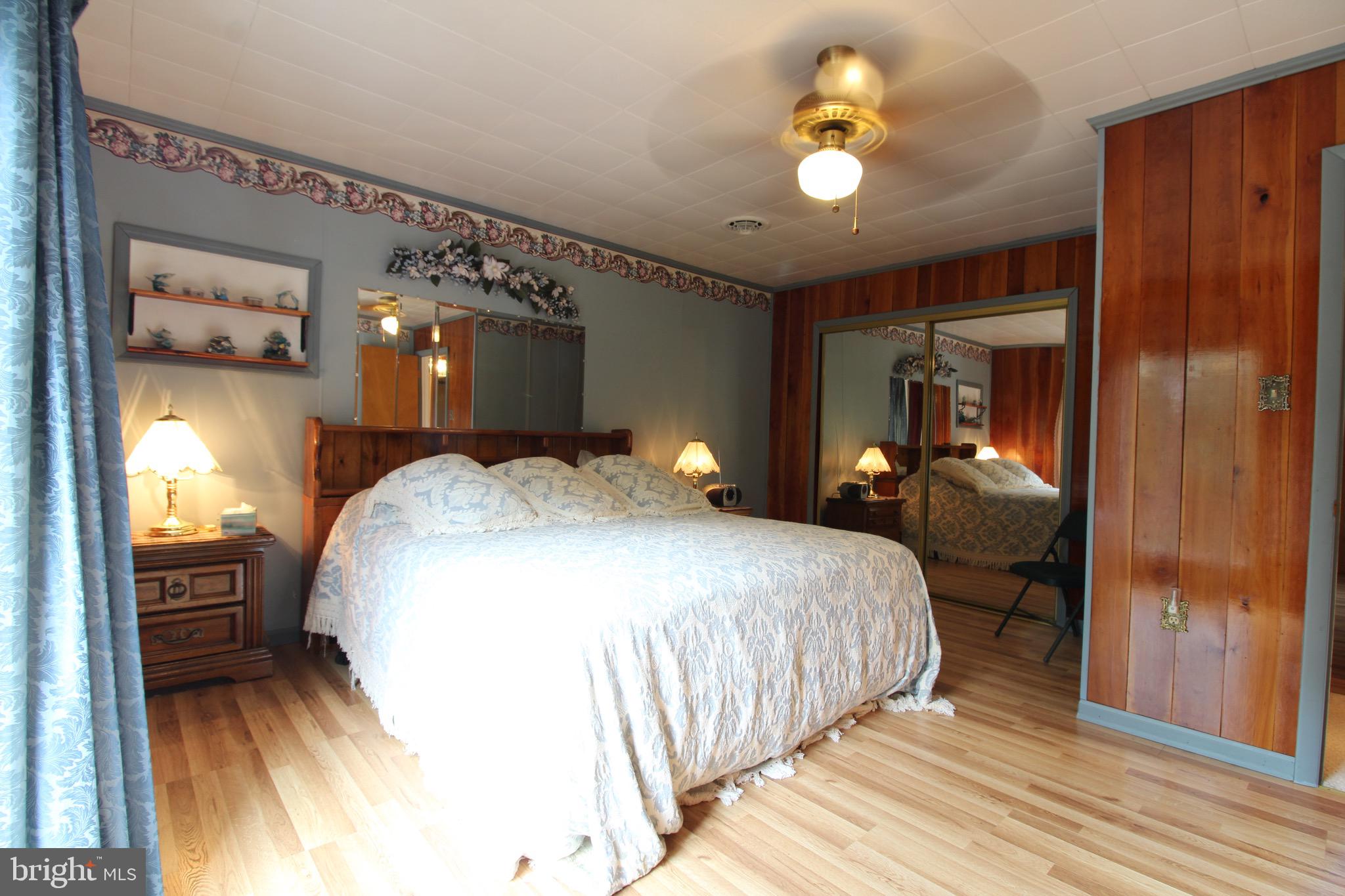 OLD FIELDS OWNERS ASSOCIATION - Residential