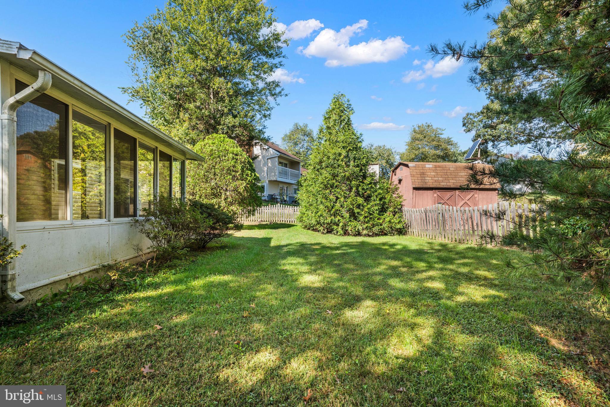 LAKEWOOD - Residential