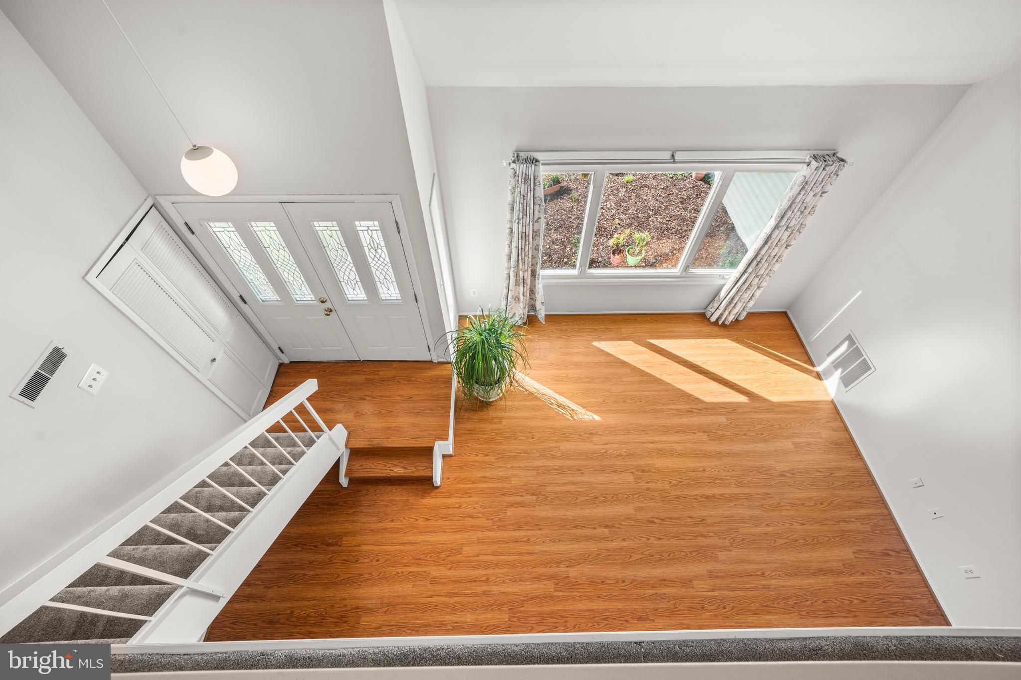 LAKEWOOD - Residential