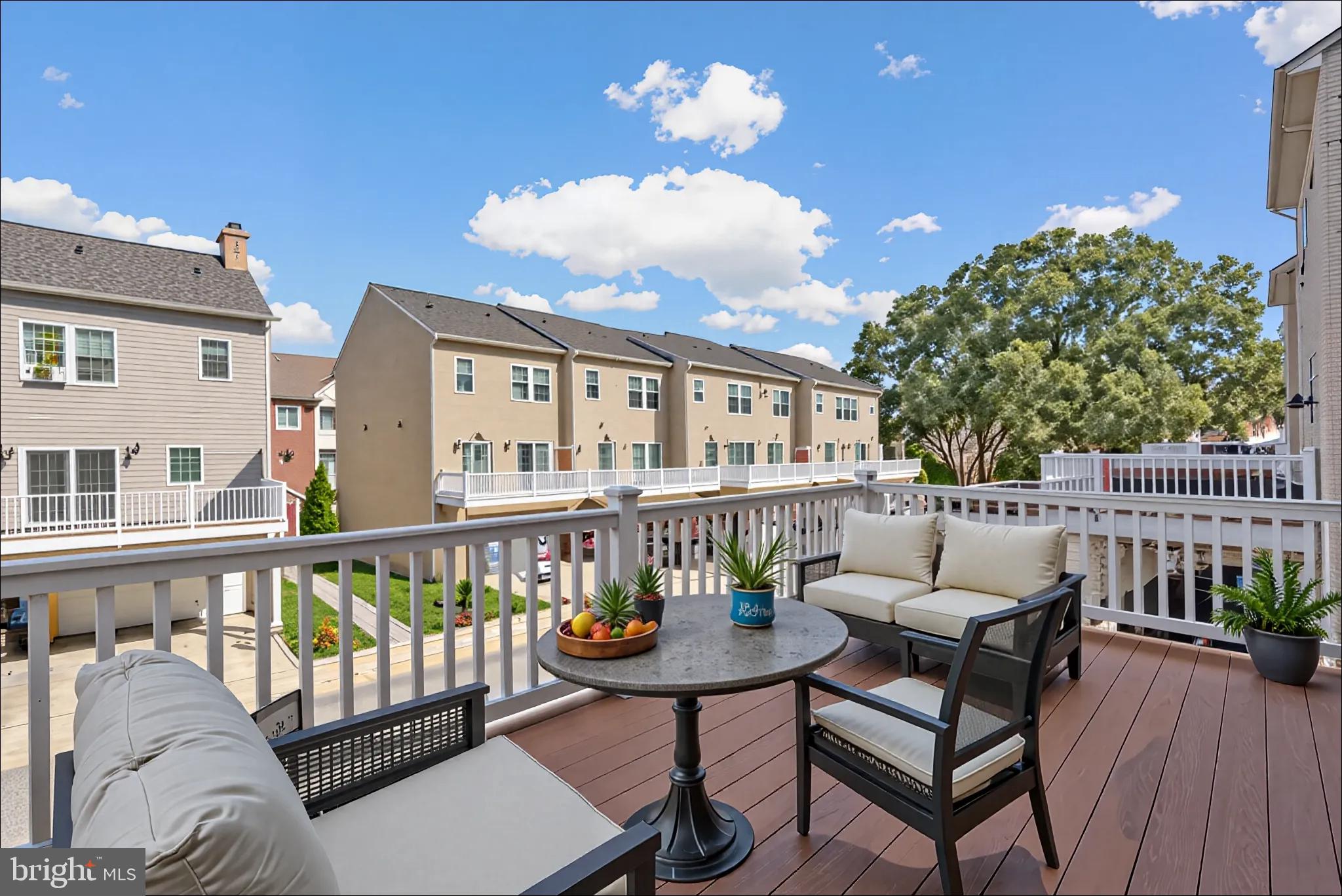 RED OAK CROSSING - Residential