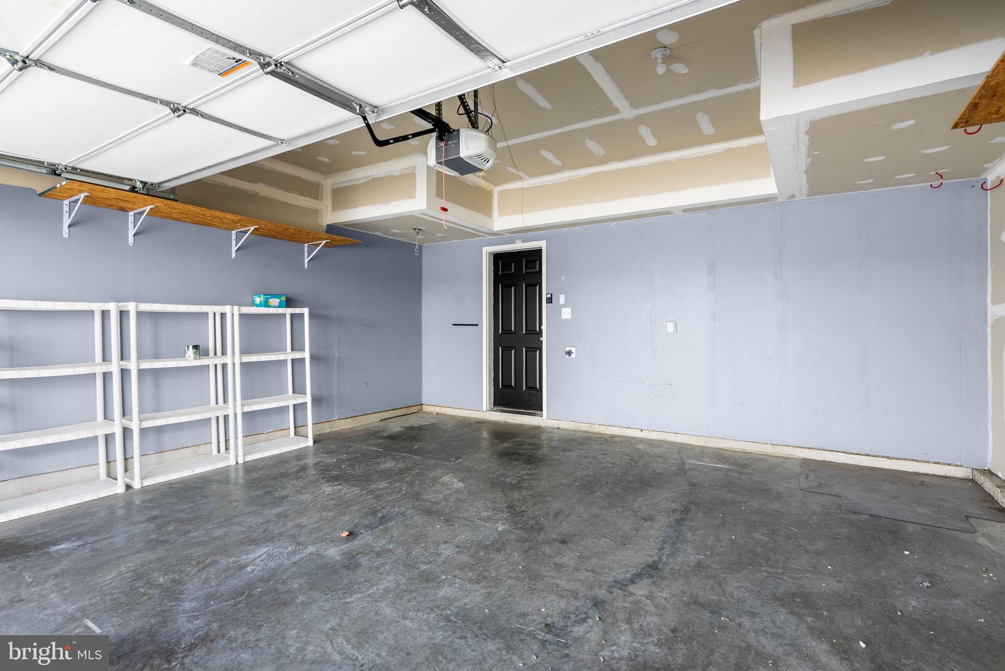 RED OAK CROSSING - Residential