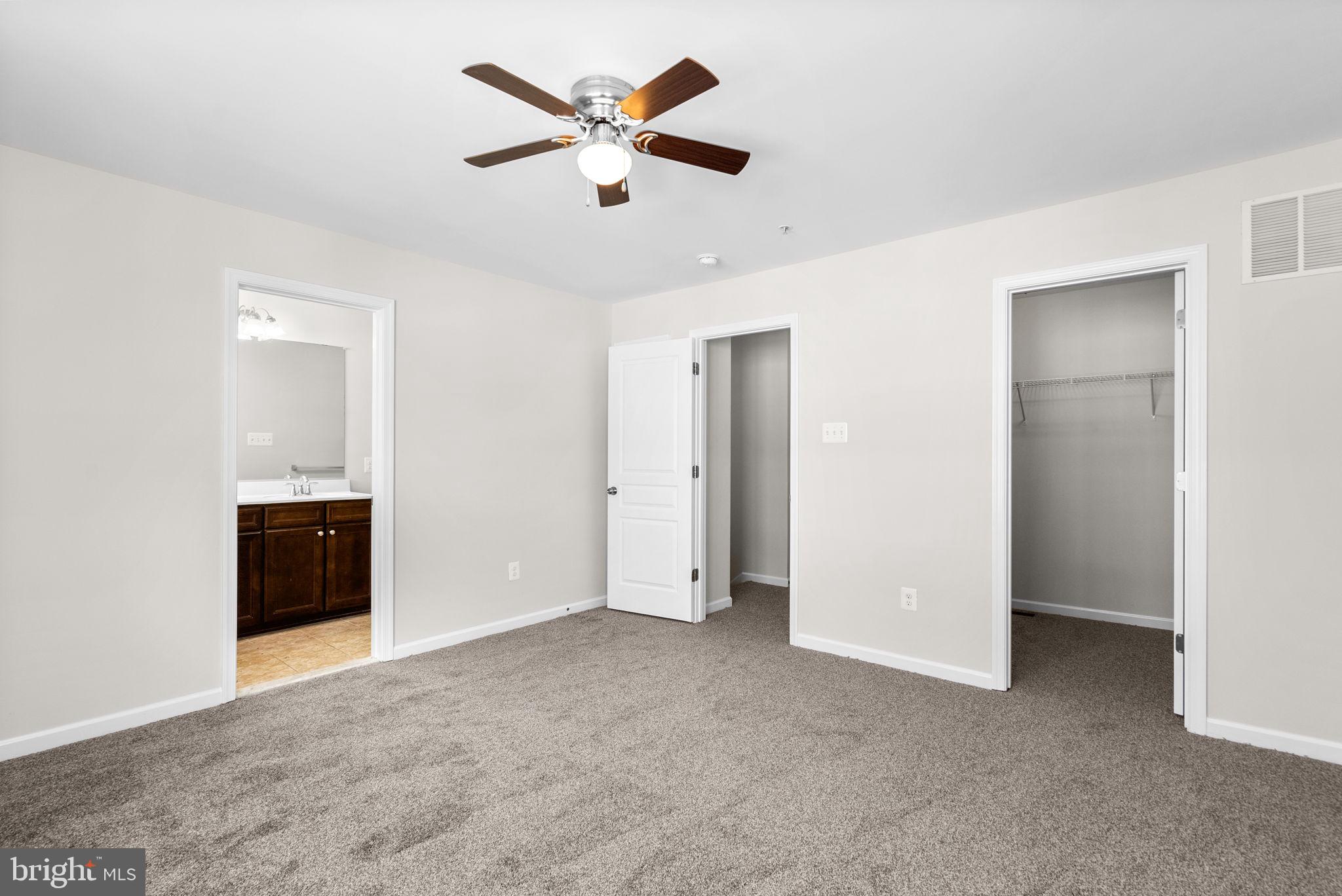 RED OAK CROSSING - Residential