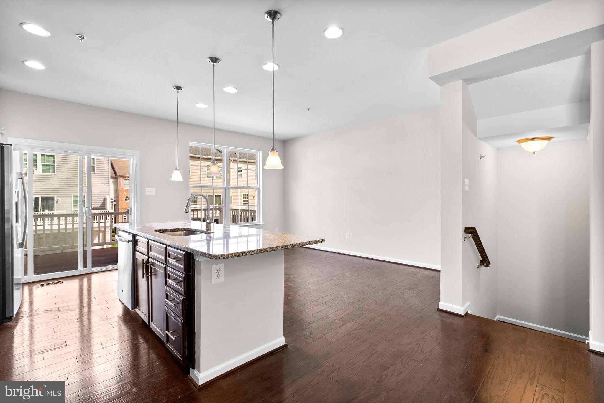 RED OAK CROSSING - Residential