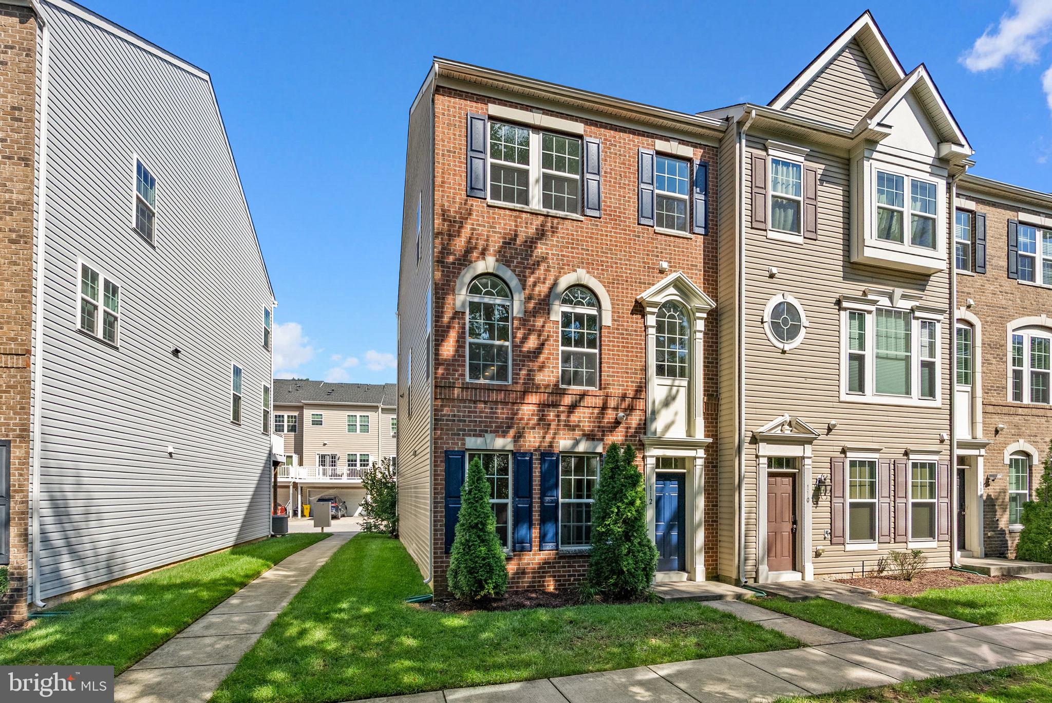 RED OAK CROSSING - Residential