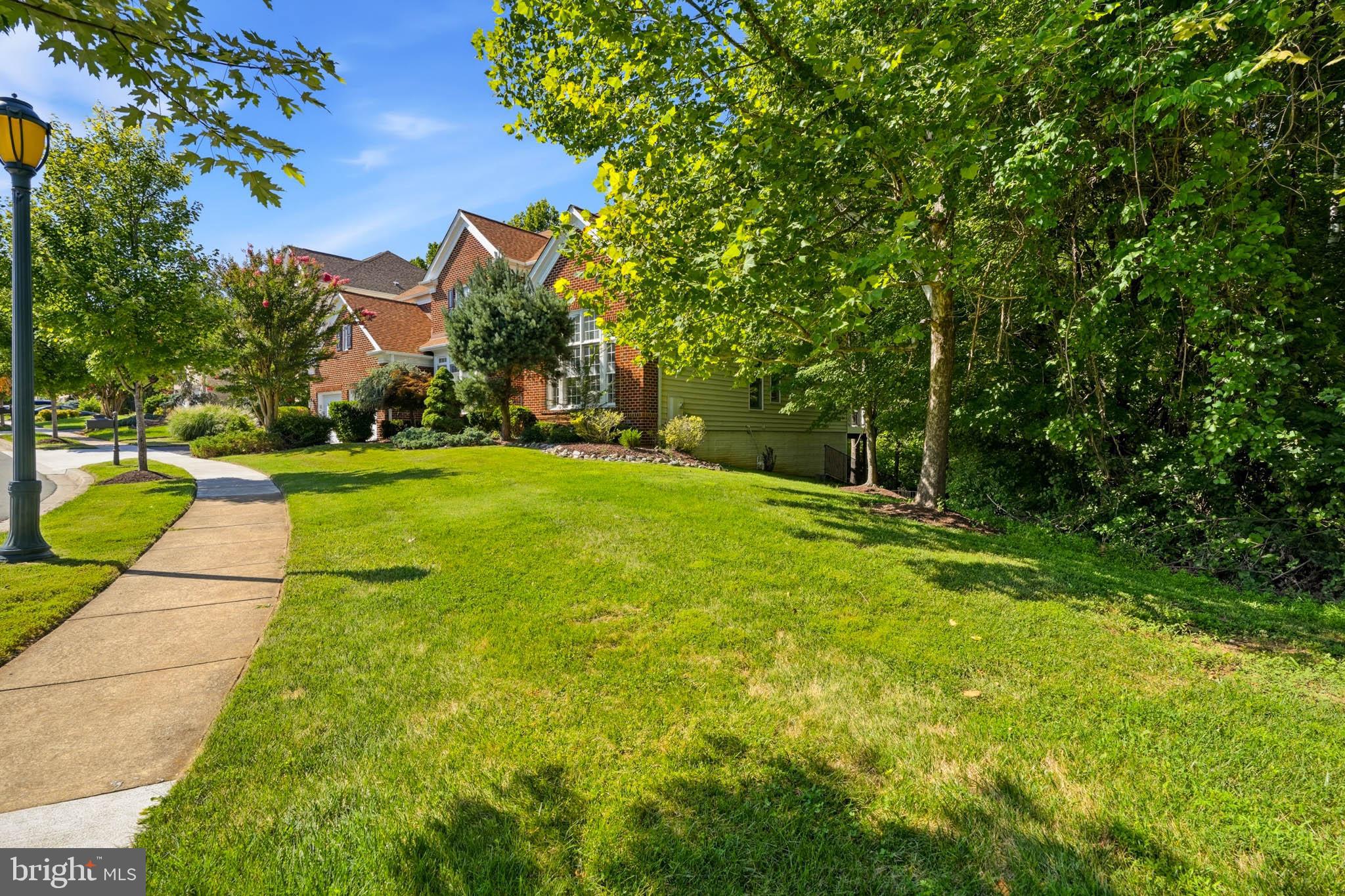 400 LONG TRAIL TERRACE