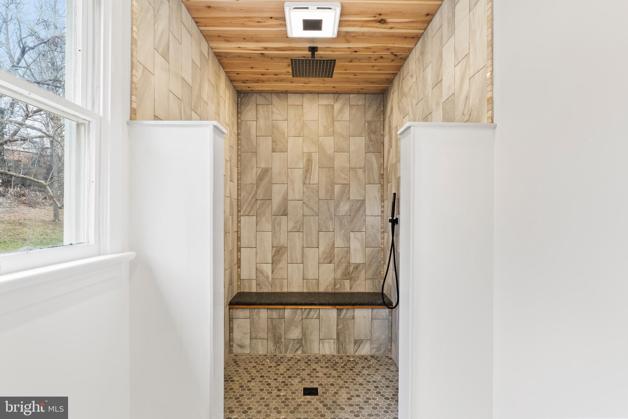 PINEBROOK - Residential