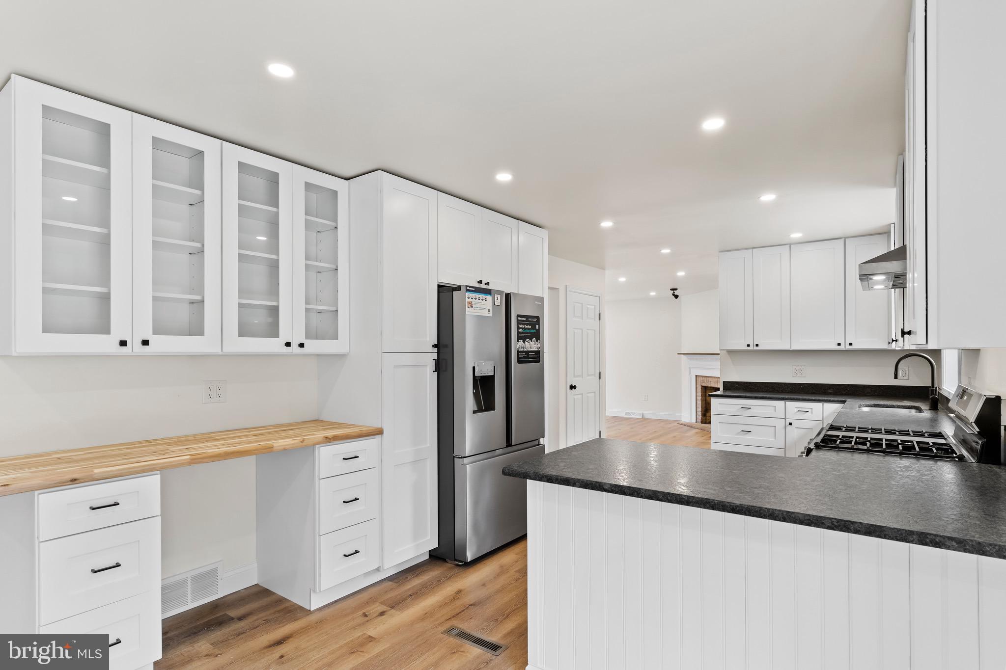 PINEBROOK - Residential