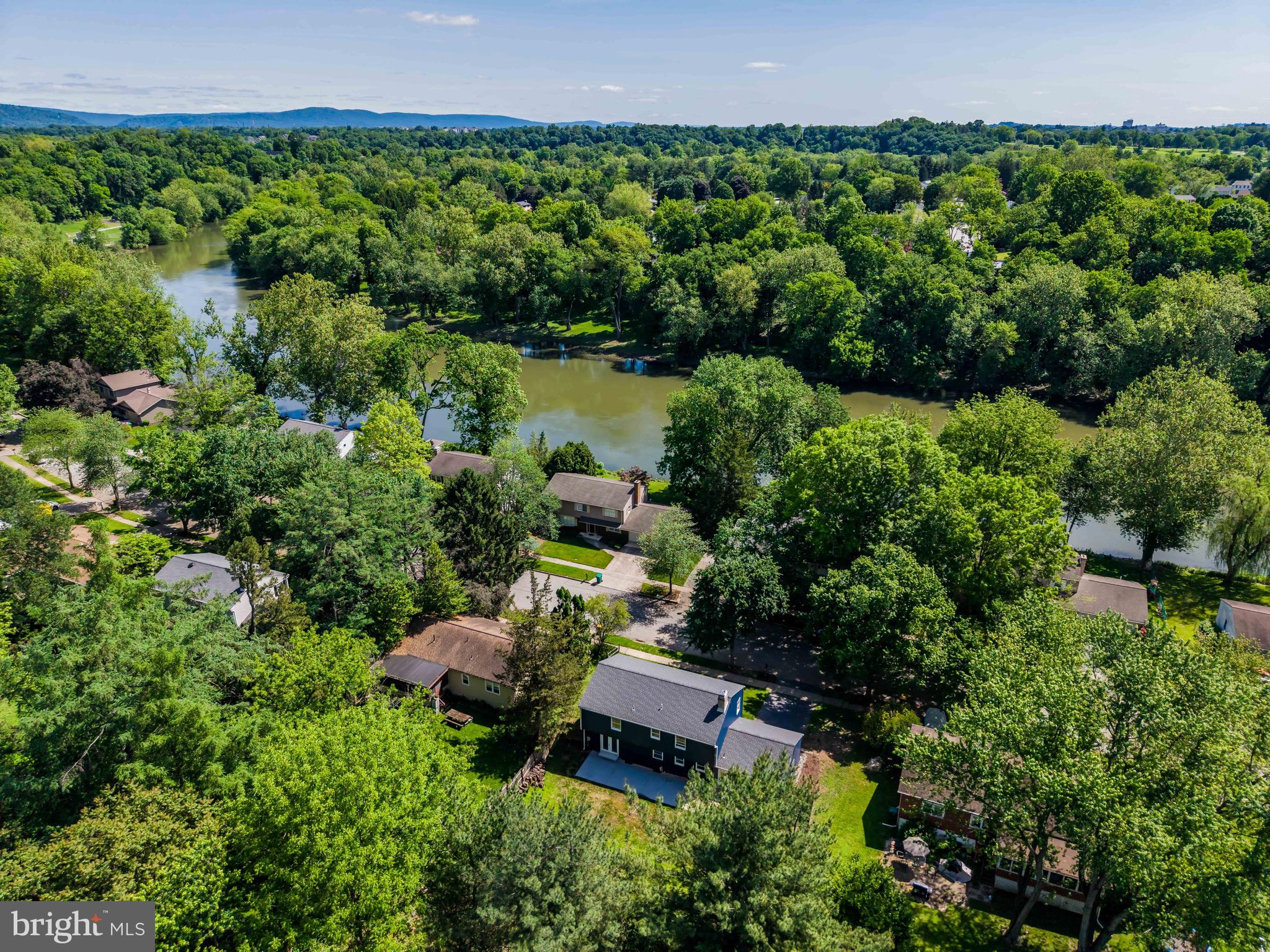 PINEBROOK - Residential