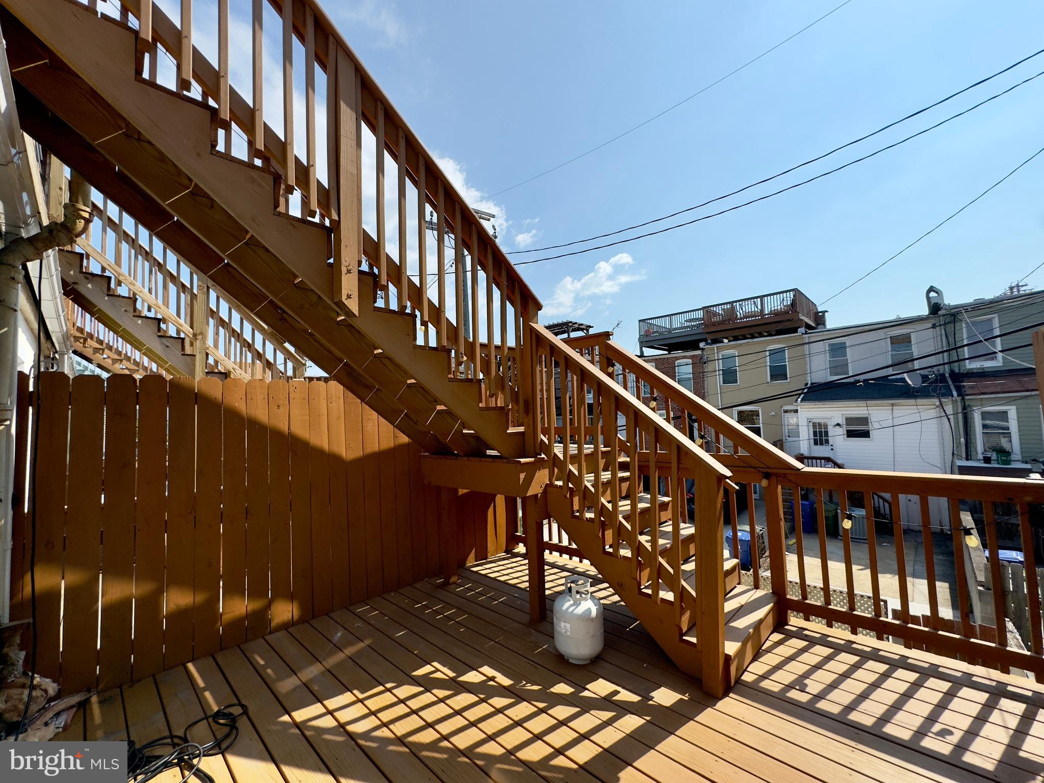 HIGHLANDTOWN - Residential Lease