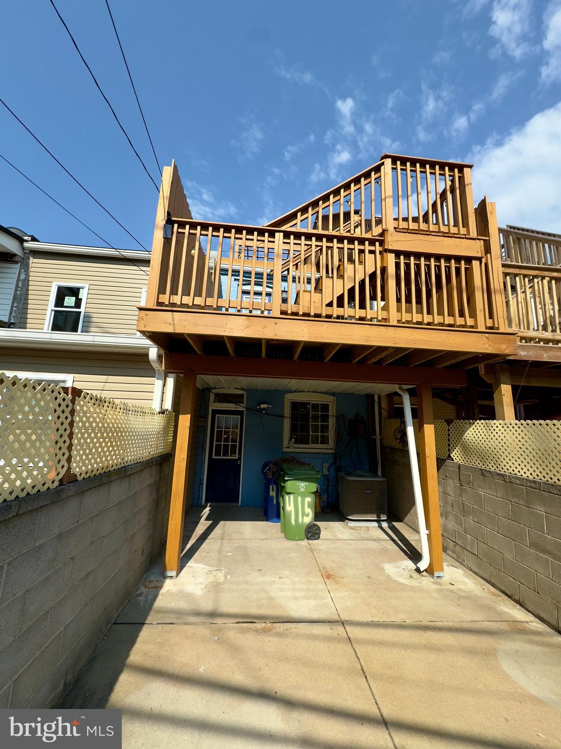HIGHLANDTOWN - Residential Lease