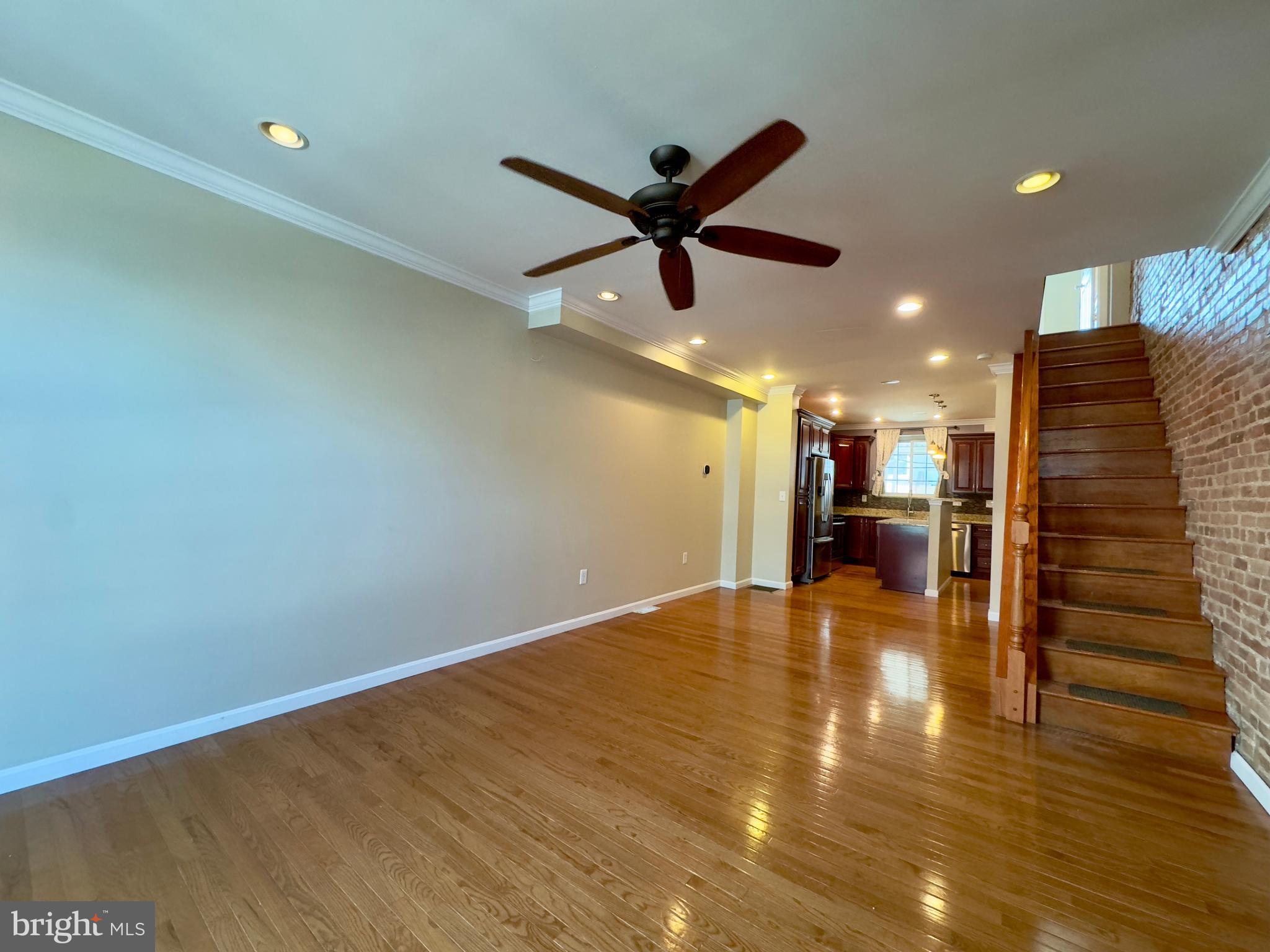 HIGHLANDTOWN - Residential Lease