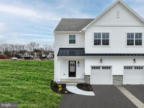 Photo of 31 Tilghman Trail, MECHANICSBURG, PA 17050 (MLS # PACB2051410)
