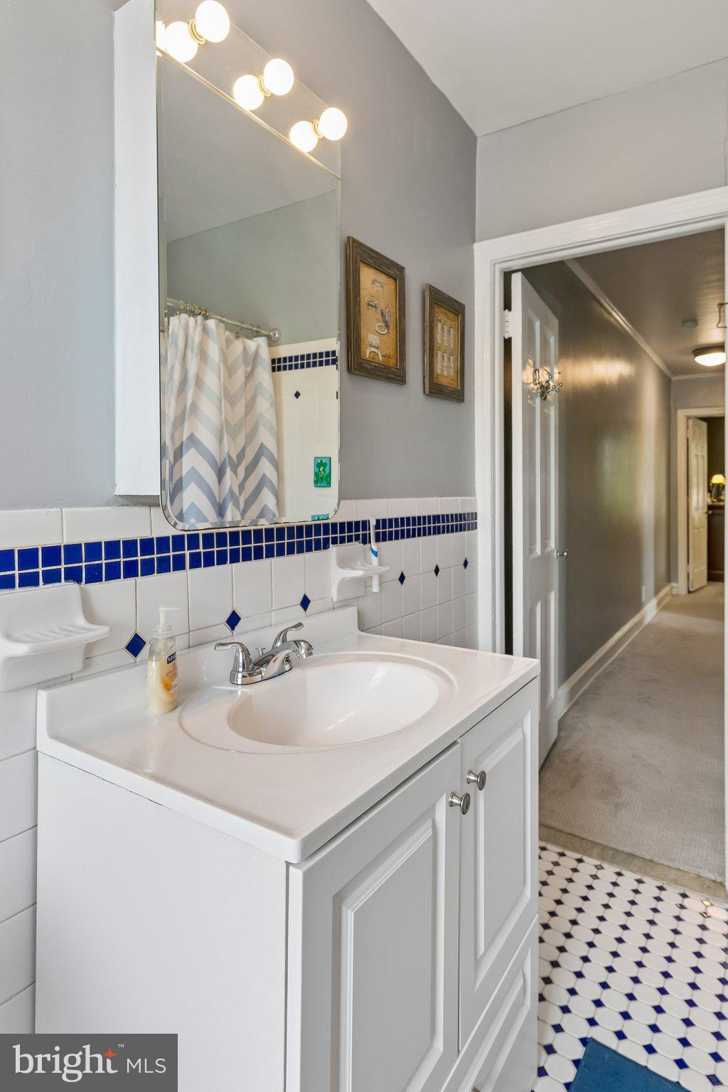 MERION STATION - Residential