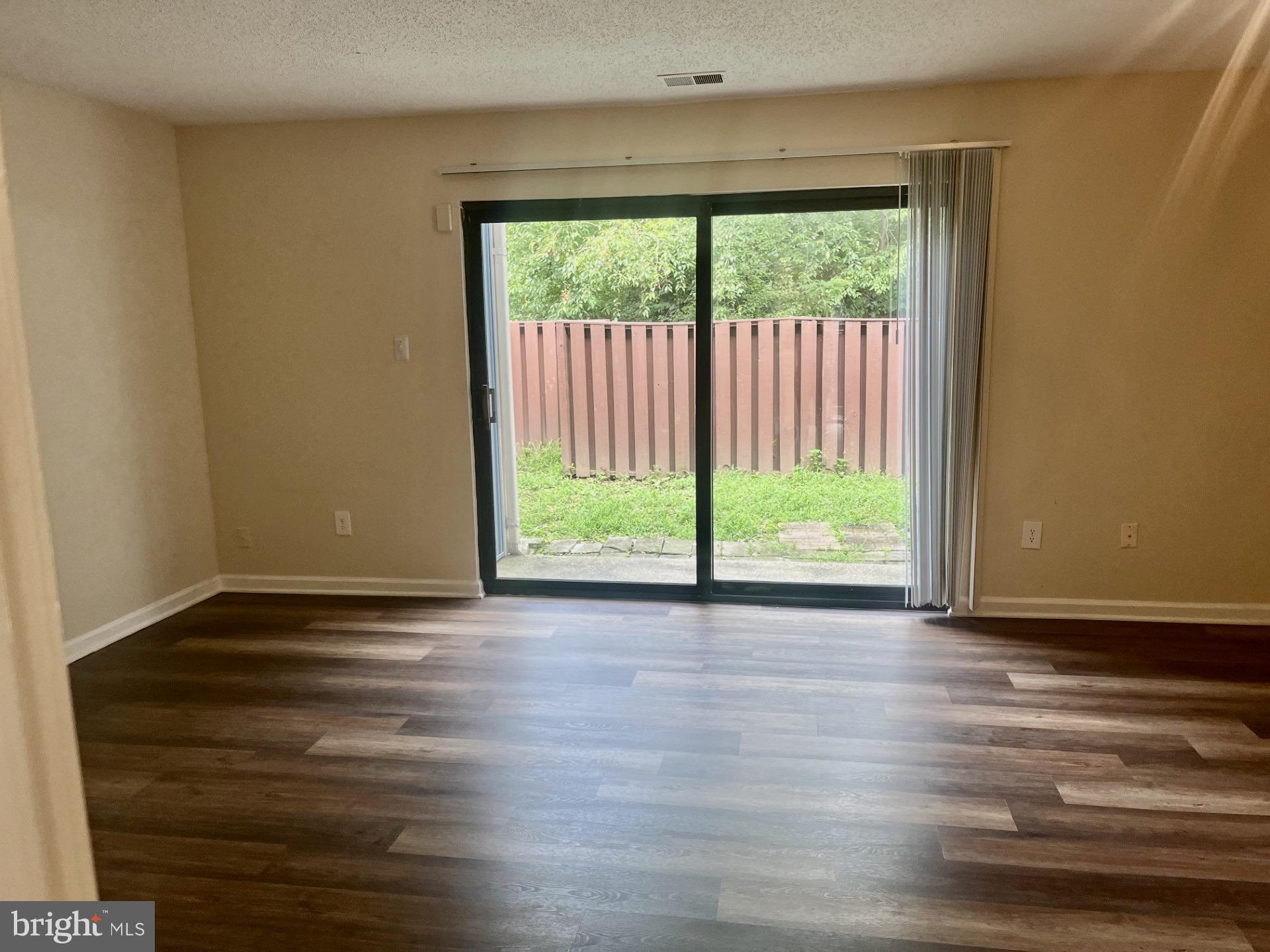 SOUTHGATE SQUARE CLUSTER - Residential Lease