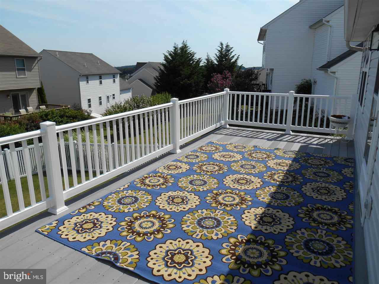 WINDSOR CROSSING - Residential