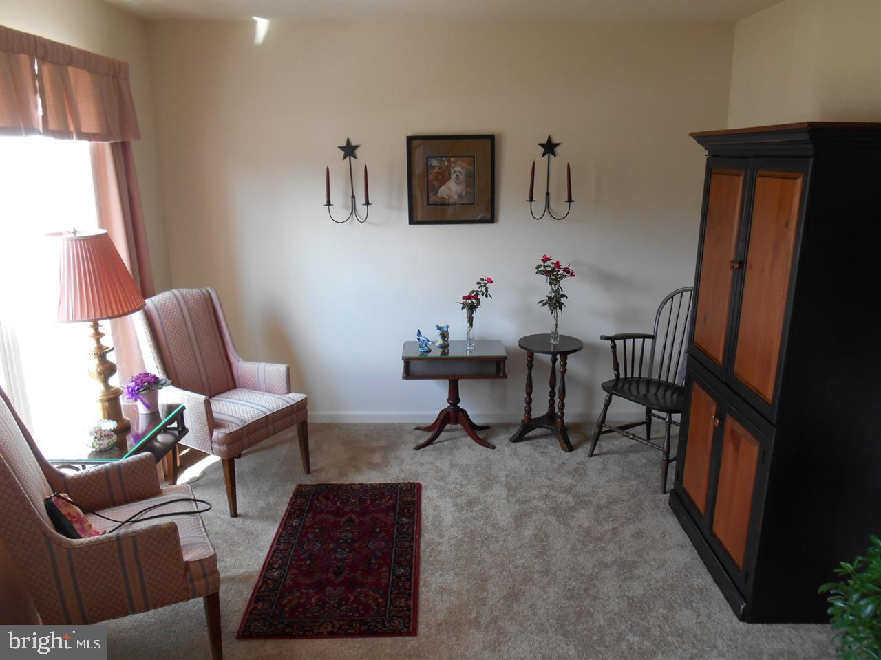 WINDSOR CROSSING - Residential