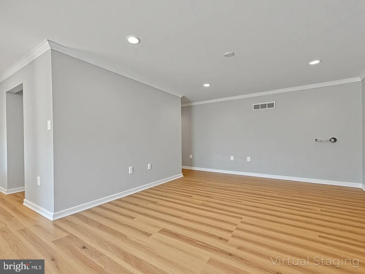 1914 WILSON LANE 202